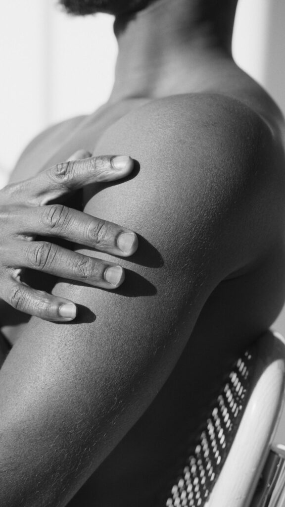 Dolor de hombro al dormir · Fisiomove Cerdanyola